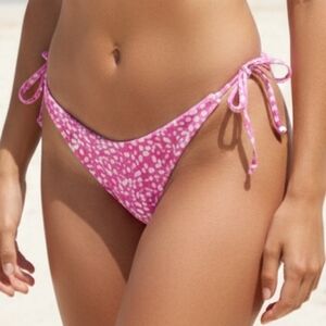 SHEIN Pink and White Bikini Bottom Size L
